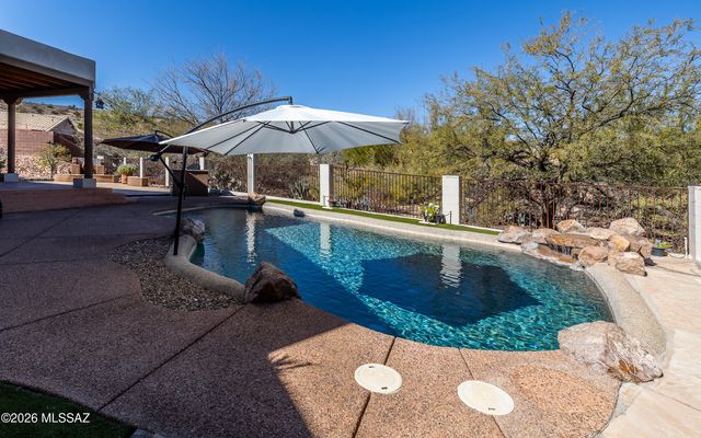 1632 W Placita Lluvia De Oro, Sahuarita, AZ 85629