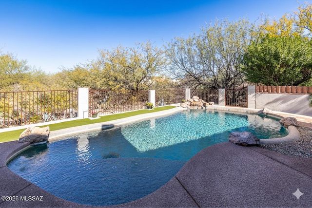 1632 W Placita Lluvia De Oro, Sahuarita, AZ 85629