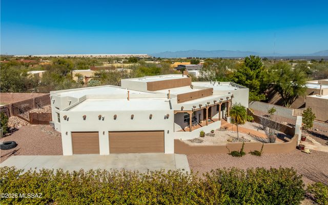 1632 W Placita Lluvia De Oro, Sahuarita, AZ 85629