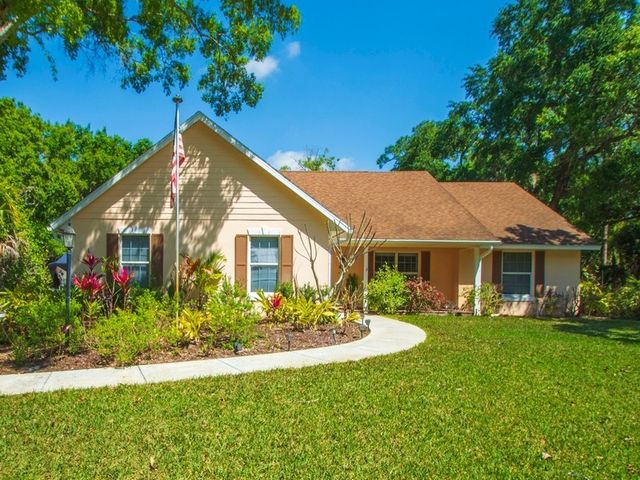 4110 11th Place SW, Vero Beach, FL 32968