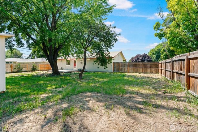 1306 N Water Street, Ellensburg, WA 98926