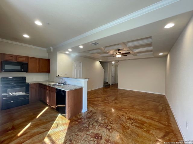 6411 Melanzane Ave Unit 102, San Antonio, TX 78233