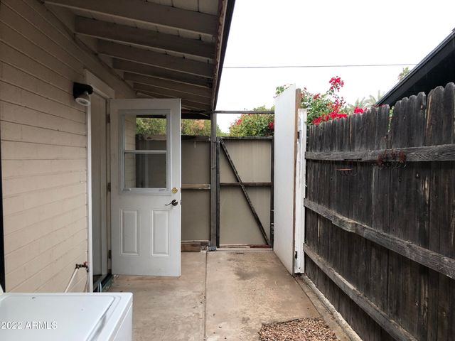 2020 S Granada Drive Apt 5, Tempe, AZ 85282
