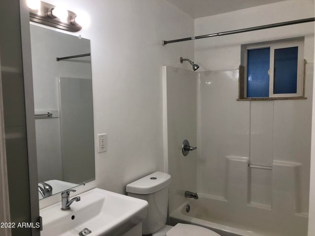 2020 S Granada Drive Apt 5, Tempe, AZ 85282