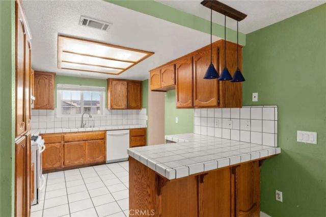 11835 Old Ranch Road, Victorville, CA 92392