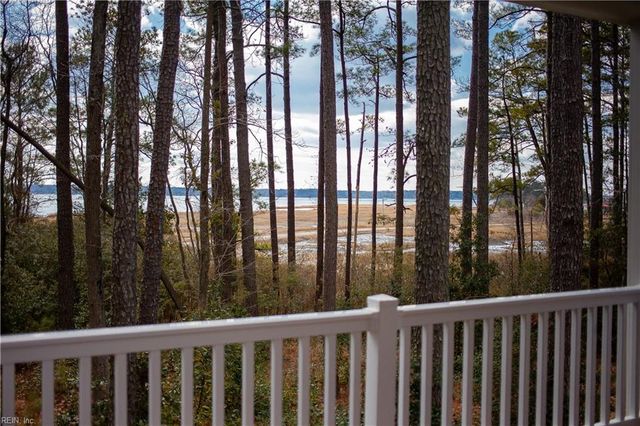 2663 Rail CT, Gloucester Point, VA 23062