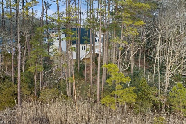 2663 Rail CT, Gloucester Point, VA 23062