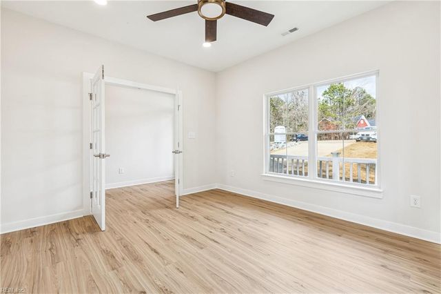 2663 Rail CT, Gloucester Point, VA 23062