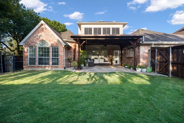 804 SWORD BRIDGE Drive, Lewisville, TX 75056