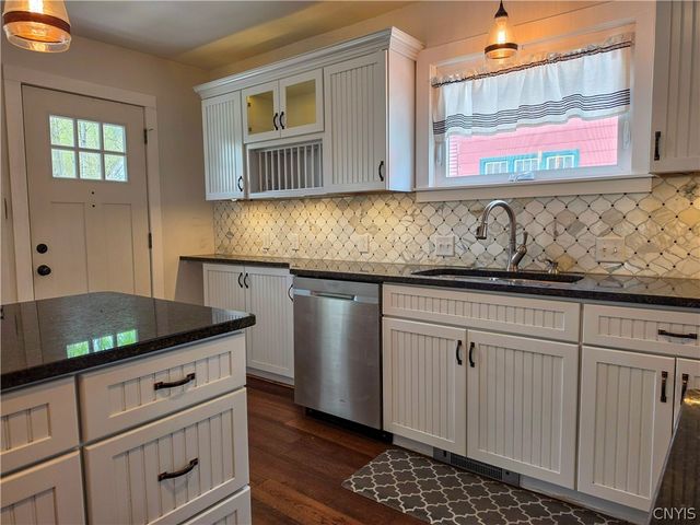 16 5th Street, Camden, NY 13316