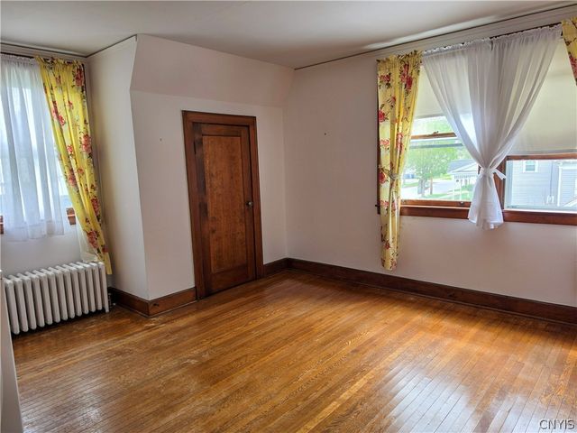 16 5th Street, Camden, NY 13316