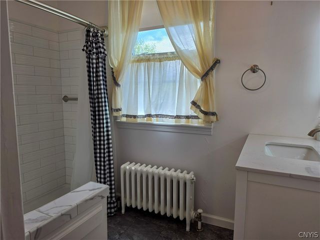 16 5th Street, Camden, NY 13316
