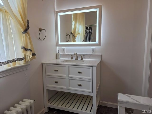 16 5th Street, Camden, NY 13316