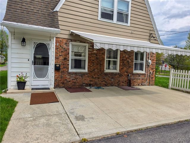16 5th Street, Camden, NY 13316