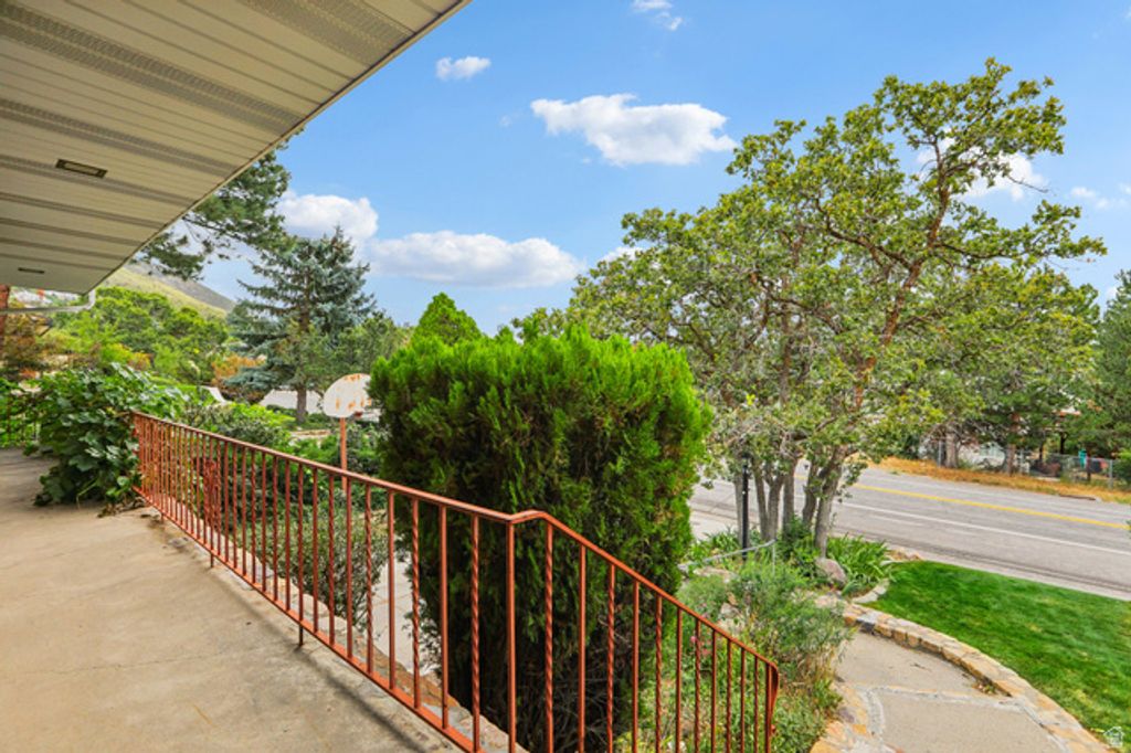 4239 S JUPITER DR, Salt Lake City, UT 84124 — photo 2