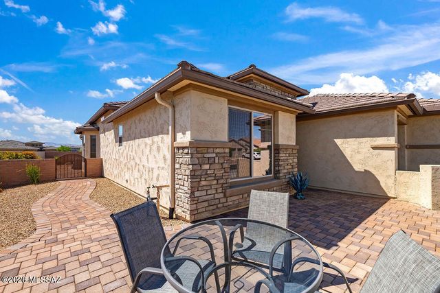 1803 N Bayshore Drive, Green Valley, AZ 85614