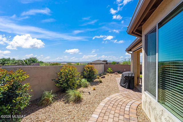 1803 N Bayshore Drive, Green Valley, AZ 85614