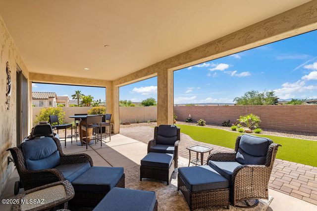 1803 N Bayshore Drive, Green Valley, AZ 85614