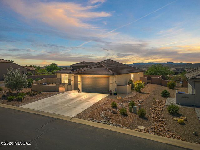 1803 N Bayshore Drive, Green Valley, AZ 85614