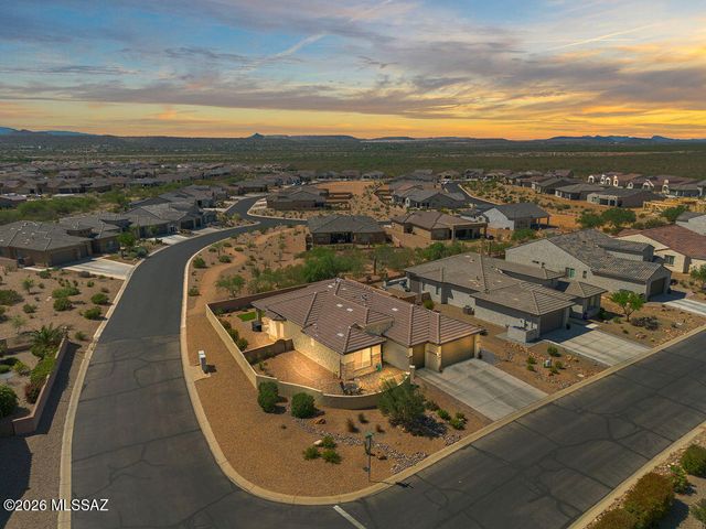 1803 N Bayshore Drive, Green Valley, AZ 85614