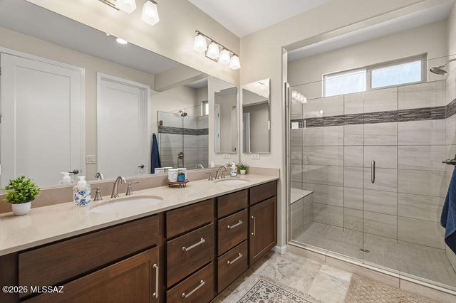 1803 N Bayshore Drive, Green Valley, AZ 85614