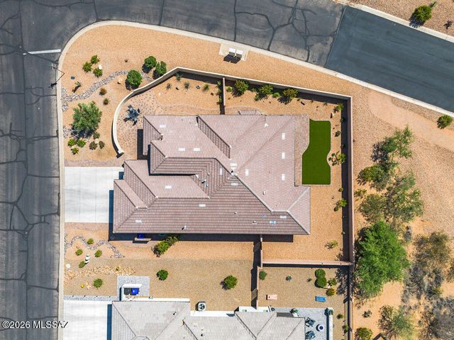 1803 N Bayshore Drive, Green Valley, AZ 85614