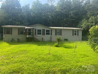 12414 Buxton Drive, Pineville, NC 28134