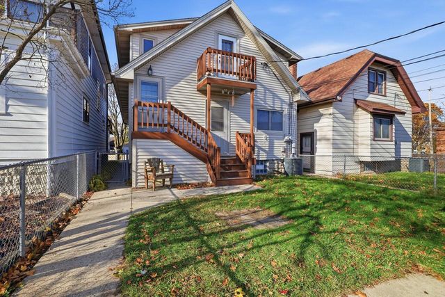 1610 S 82nd STREET, West Allis, WI 53214