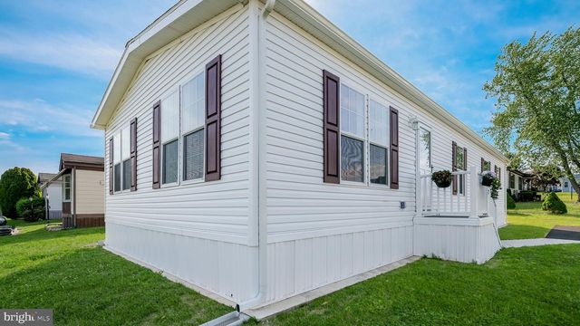 222 RABBIT RUN, North Wales, PA 19454