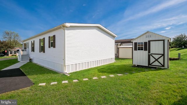 222 RABBIT RUN, North Wales, PA 19454