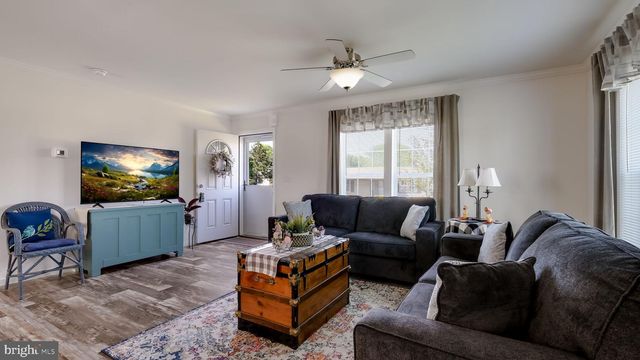222 RABBIT RUN, North Wales, PA 19454