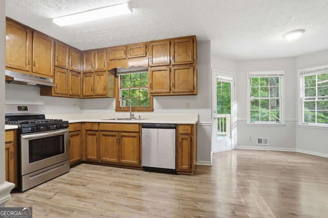 105 Woodsong Court, Fayetteville, GA 30214