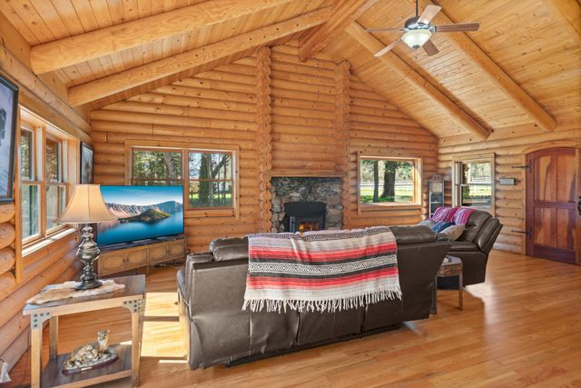 151 Kubli Road, Grants Pass, OR 97527