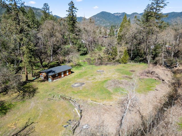 151 Kubli Road, Grants Pass, OR 97527