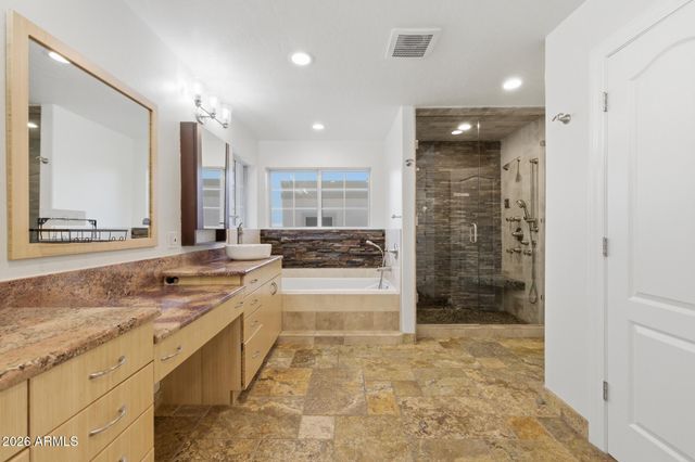 2263 E RIVERDALE Street, Mesa, AZ 85213