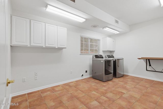 2263 E RIVERDALE Street, Mesa, AZ 85213