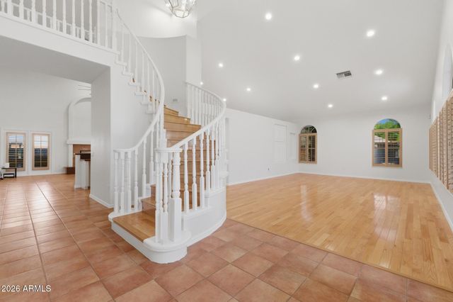 2263 E RIVERDALE Street, Mesa, AZ 85213