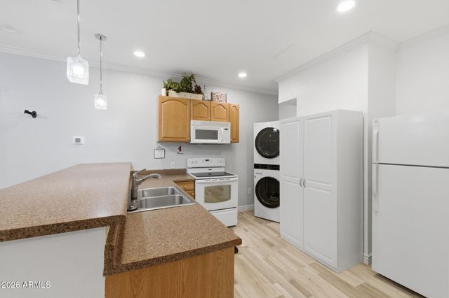 2263 E RIVERDALE Street, Mesa, AZ 85213