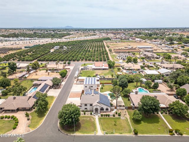 2263 E RIVERDALE Street, Mesa, AZ 85213