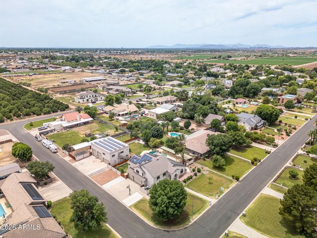 2263 E RIVERDALE Street, Mesa, AZ 85213