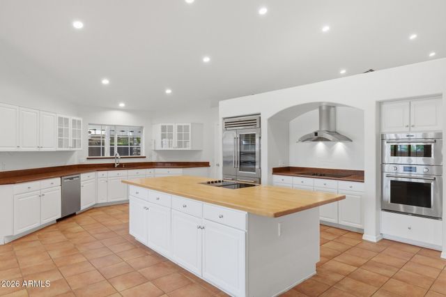 2263 E RIVERDALE Street, Mesa, AZ 85213