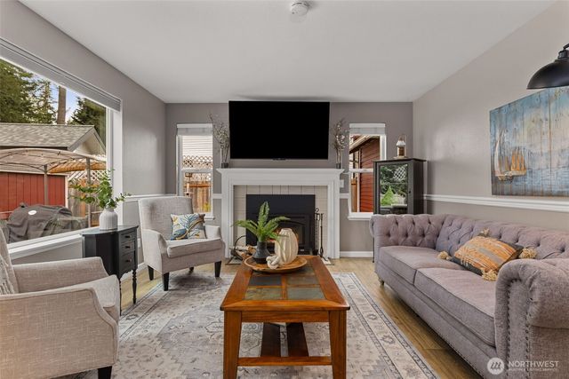 36545 31st Avenue S, Federal Way, WA 98003