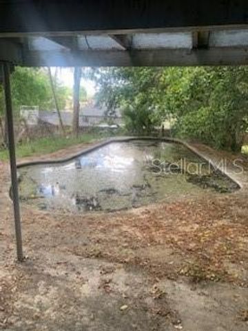 516 S EXETER STREET, Eustis, FL 32726