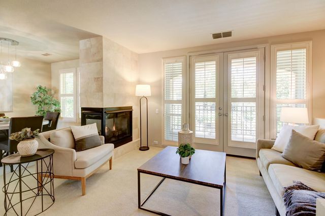 11281 Stanford Court Ln #609, Gold River, CA 95670