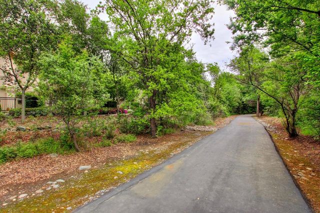 11281 Stanford Court Ln #609, Gold River, CA 95670