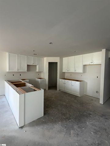 200 N Old Laurens Road, Fountain Inn, SC 29644