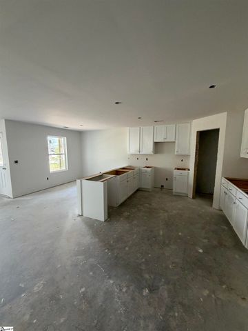 200 N Old Laurens Road, Fountain Inn, SC 29644