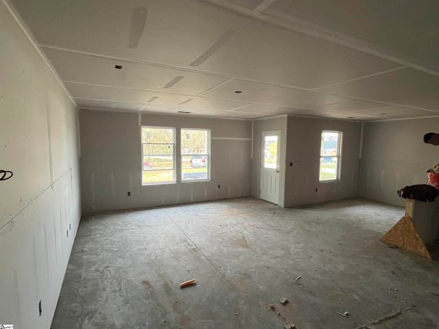 200 N Old Laurens Road, Fountain Inn, SC 29644