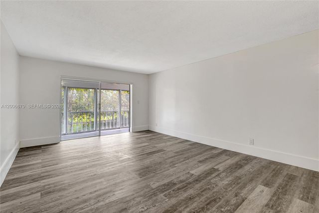 4800 Hillcrest Ln 207 207, Hollywood, FL 33021