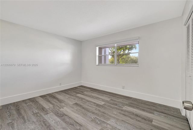 4800 Hillcrest Ln 207 207, Hollywood, FL 33021